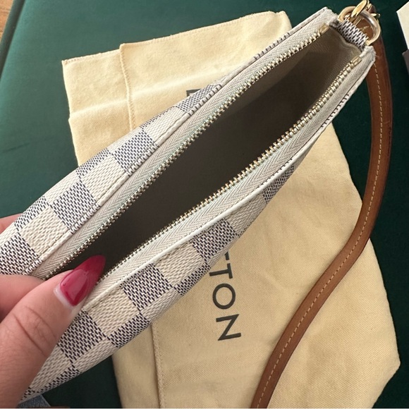 POCHETTE ACCESSOIRES Louis Vuitton in damier azur - Picture 13 of 13